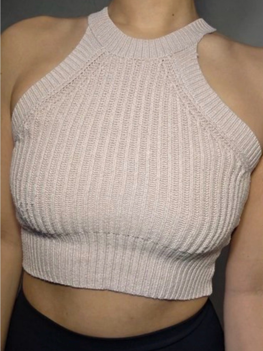 Forever 21 Blush Ribbed Halter Crop Top
